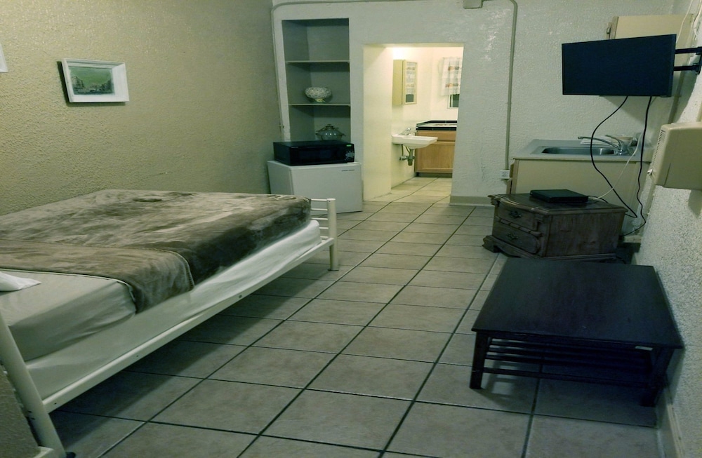 Basic Single Room, 1 Twin Bed photo 1