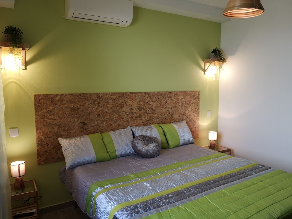 Double or Twin Room, Private Bathroom (Freedom) photo 3