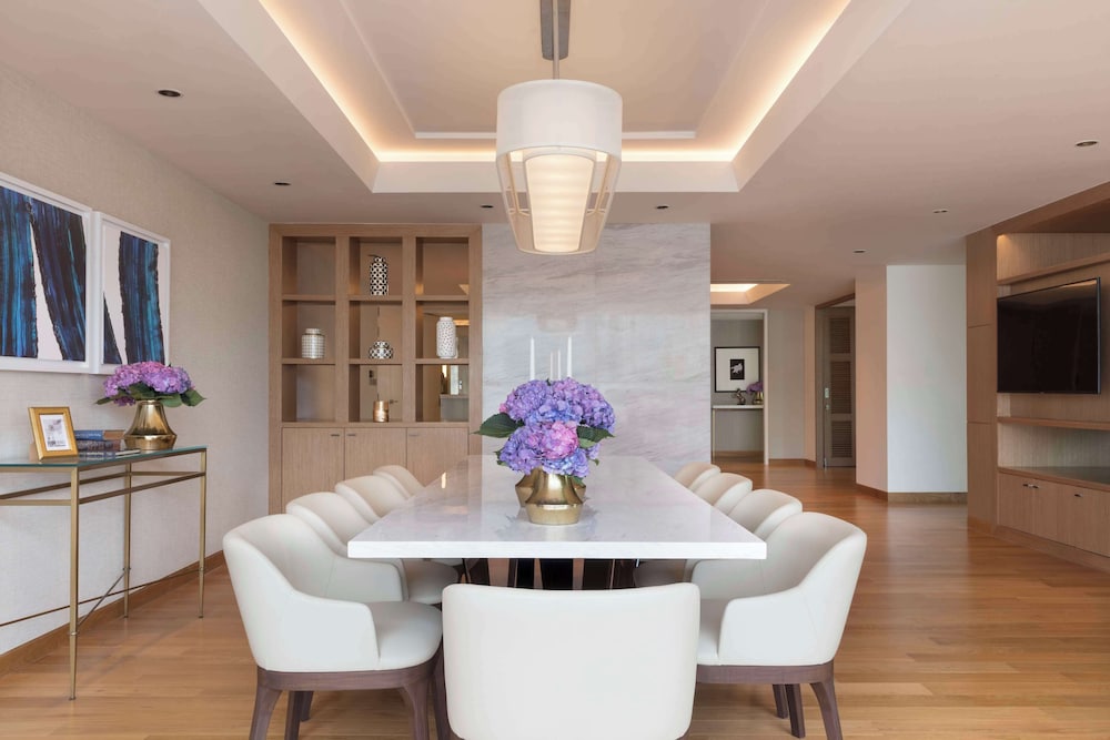 Presidential Suite, Terrace