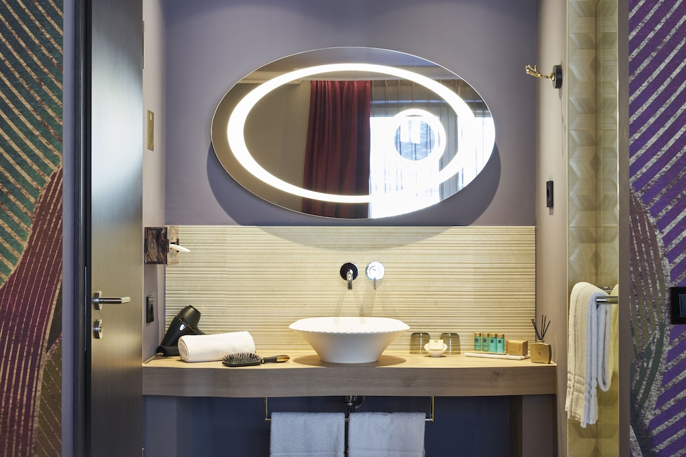 Grand Deluxe Triple Room - Photo 4