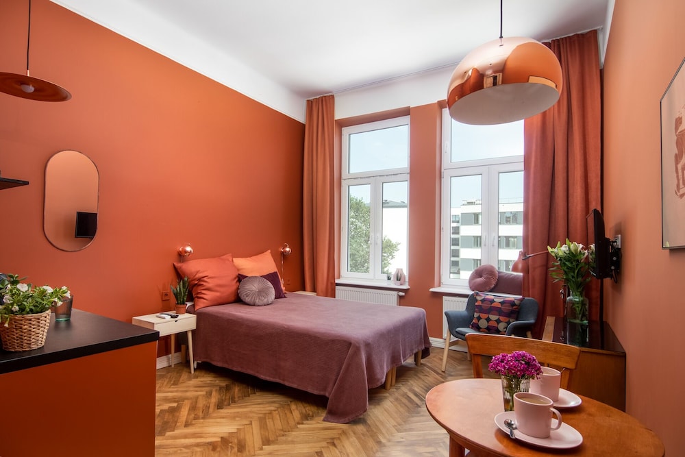 5B. Studio Saint Florian's Suites