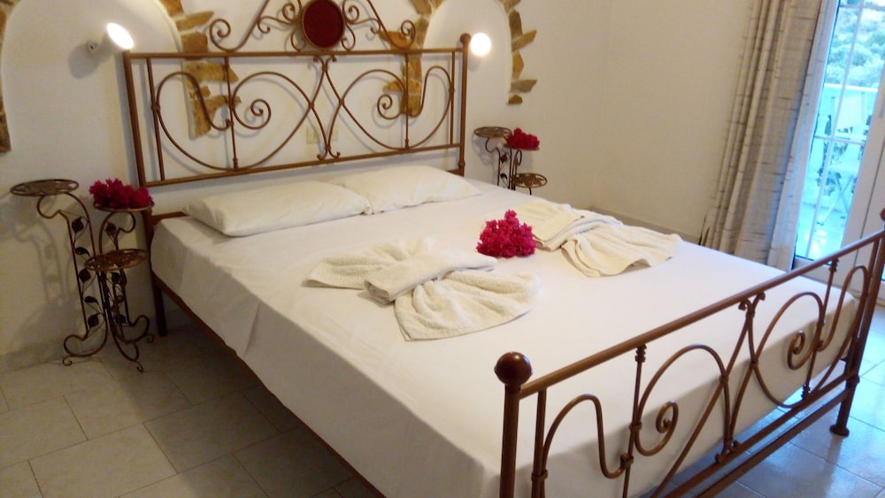 Panoramic Double Room, Oceanfront photo 1
