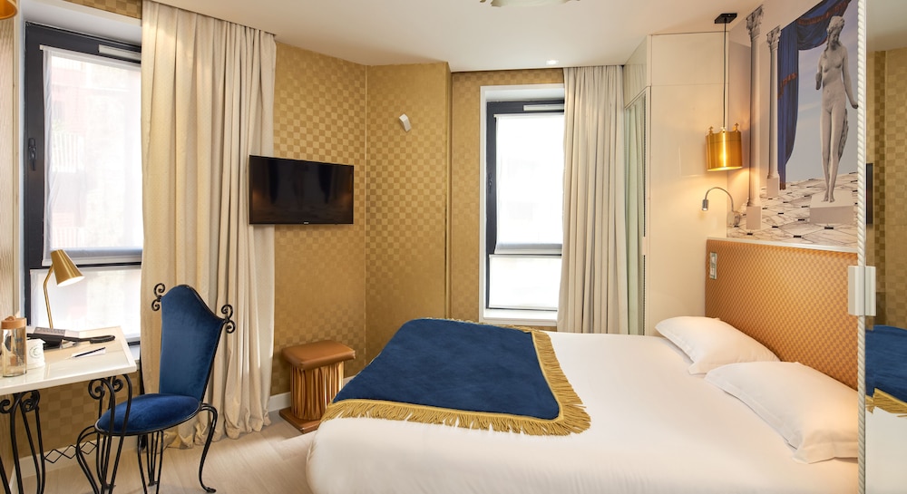 Classic Double or Twin Room photo 3