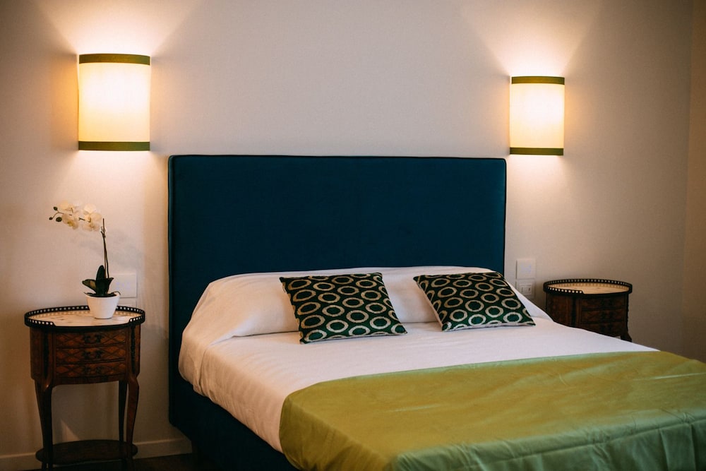 Traditional Double or Twin Room (Charming)
