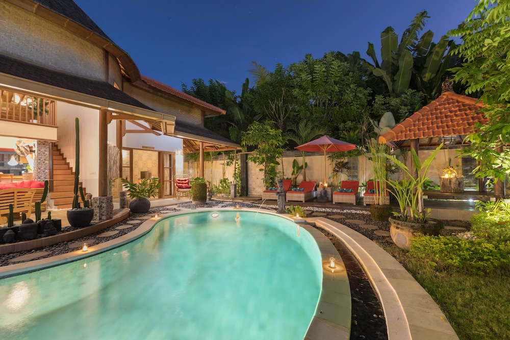 Luxury Villa, 4 Bedrooms, Pool View - Photo 5