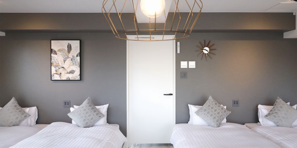 Standard Room, Non Smoking (4 Beds) - Photo 2