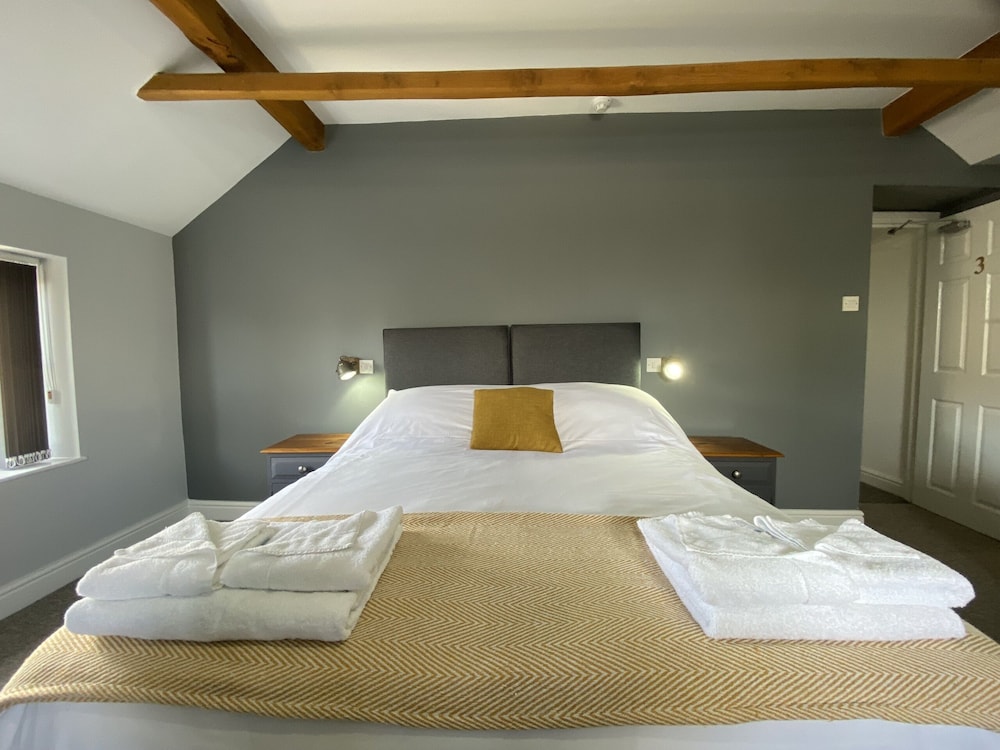 Luxury Suite, Ensuite, Courtyard View photo 3