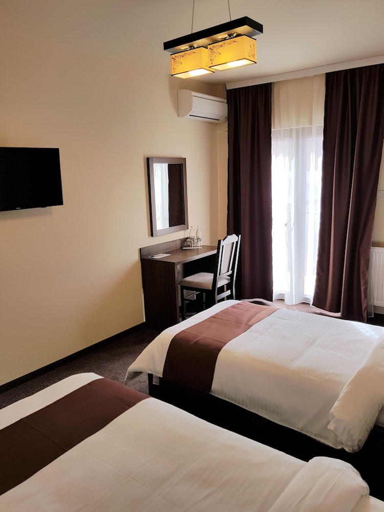 Comfort Twin Room