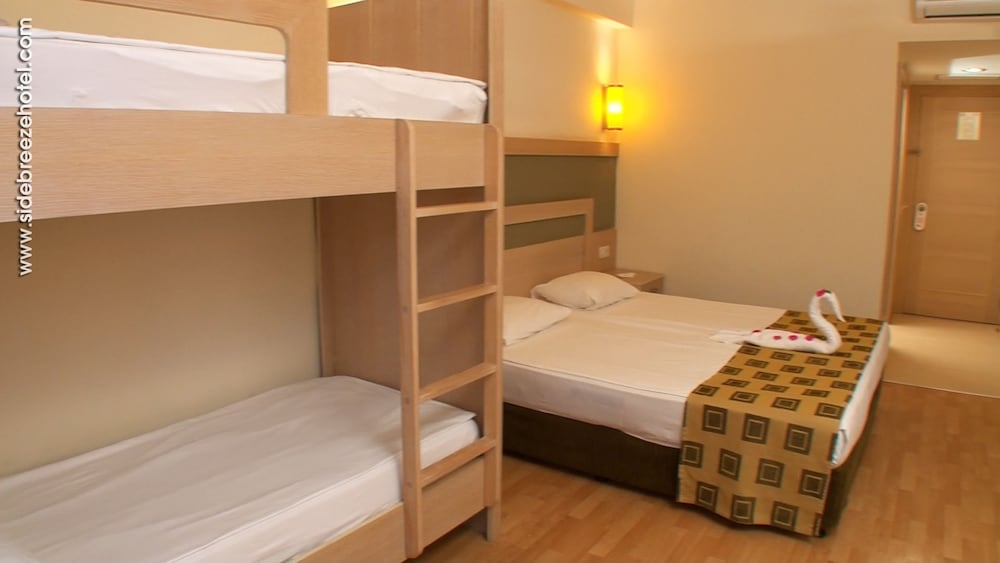 Standard Quadruple Room photo 3