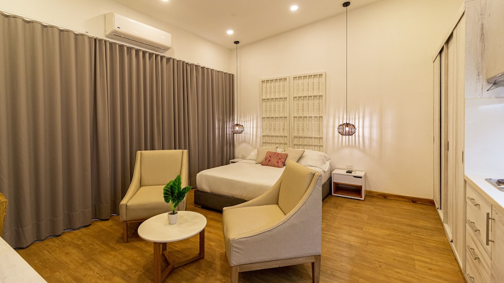 Standard Studio Suite photo 1