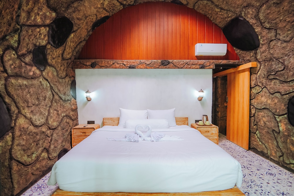 Superior Cottage, Garden View photo 1