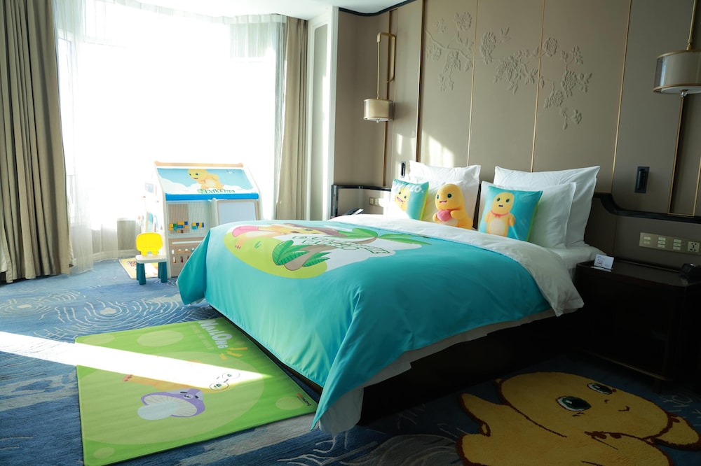 Room, 1 King Bed (Nailong Theme)