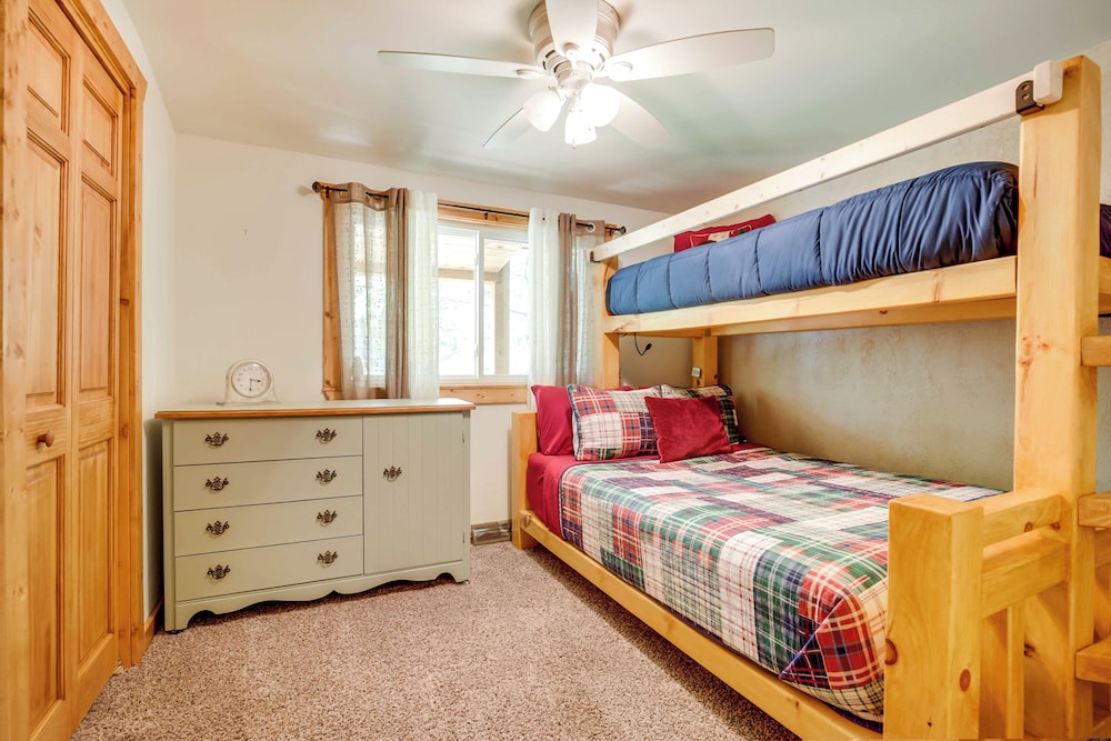 House (4 Bedrooms) photo 1
