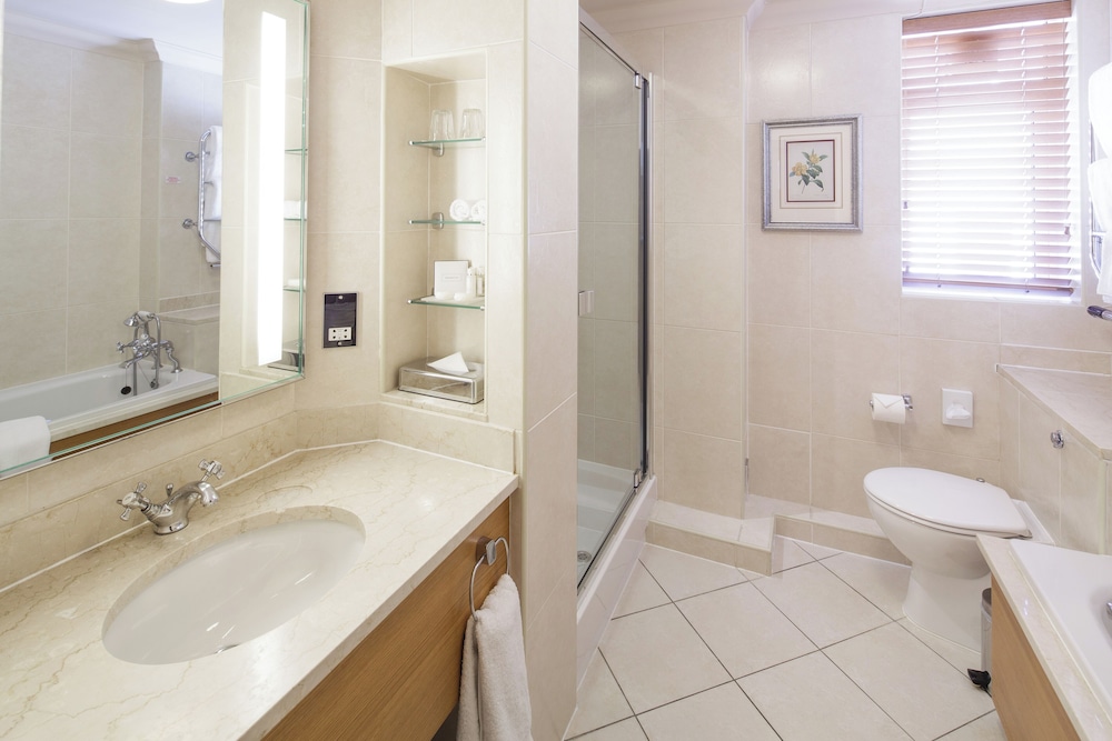 Room, Harbor View - Photo 3