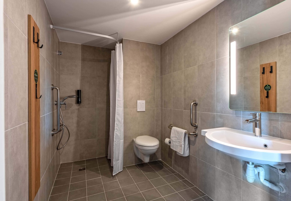 Double Room, Non Smoking - Photo 2