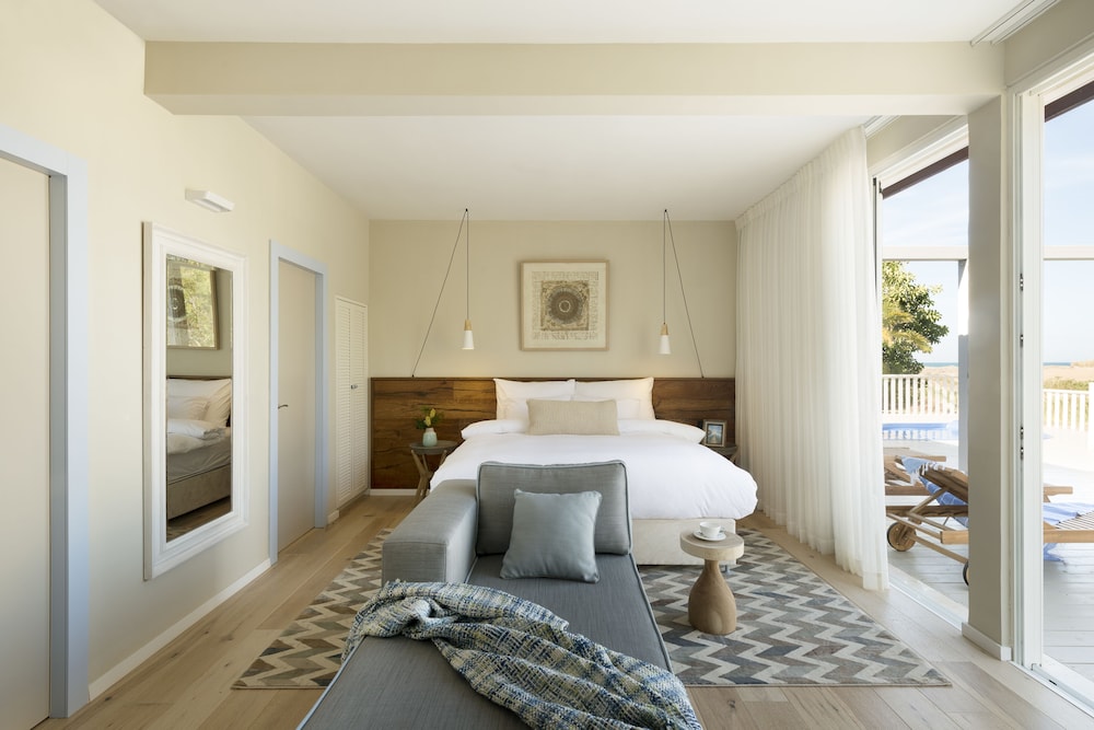 Villa photo 1
