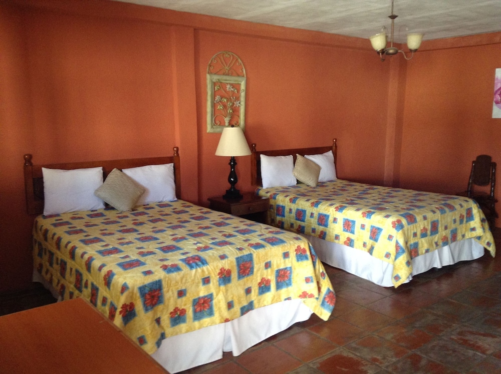 Classic Double Room, 2 Double Beds, Non Smoking photo 1
