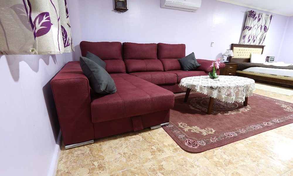 Executive Suite photo 2