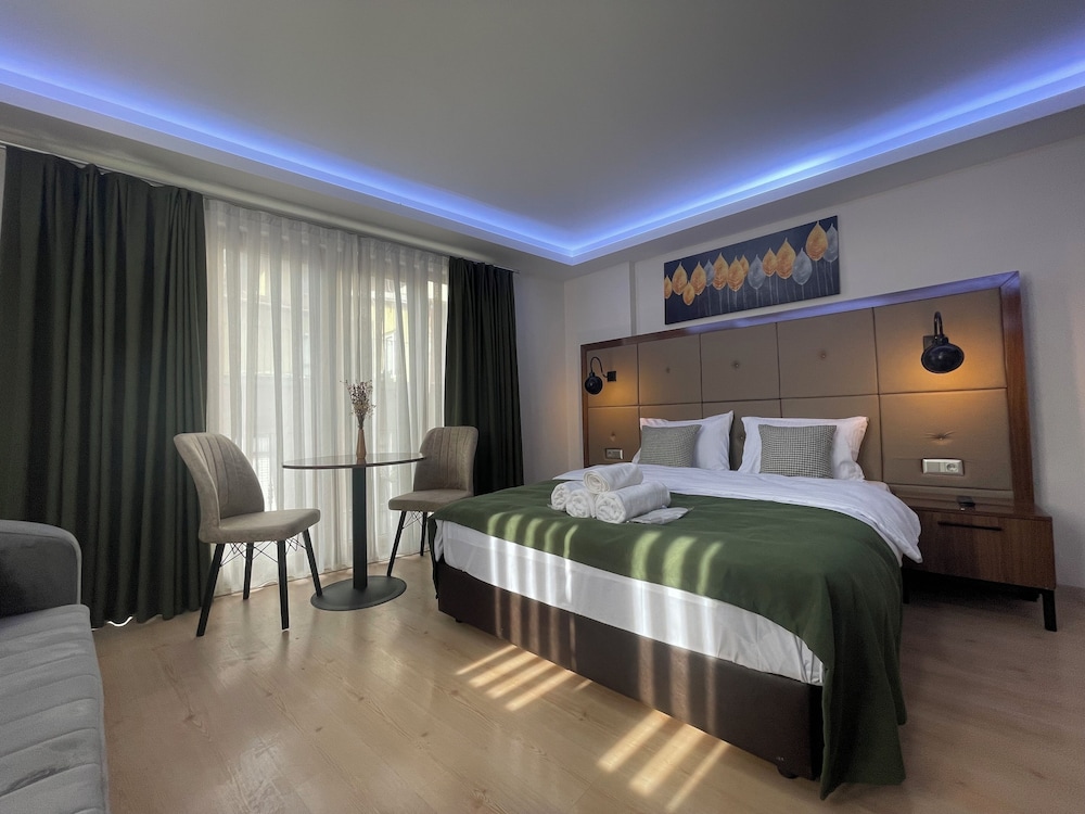 Superior Quadruple Room photo 2