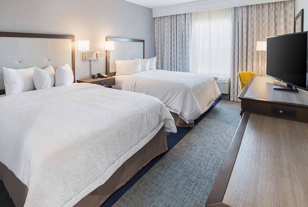 Room, 2 Queen Beds, Accessible, Non Smoking (w/ bathtub) photo 1