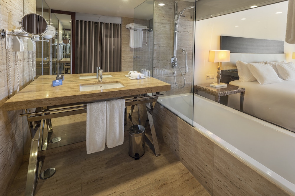 Standard Room, 2 Twin Beds (Vilamoura Side Sea View, High Floor) - Photo 7