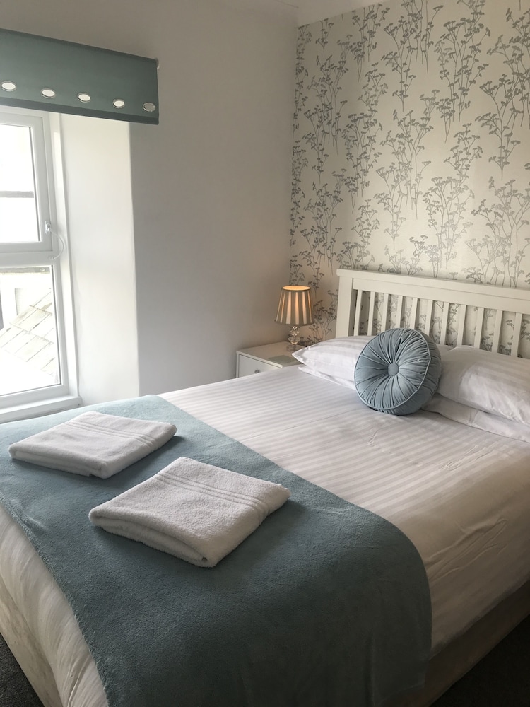 Standard Double or Twin Room (Room 3 1st Floor) photo 1