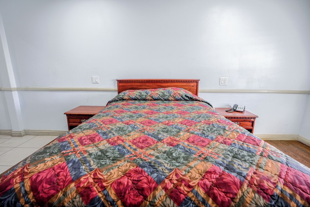 Room, 1 Queen Bed, Smoking