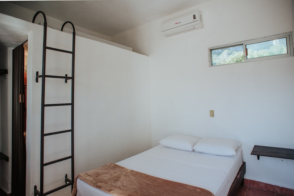 Basic Room photo 2