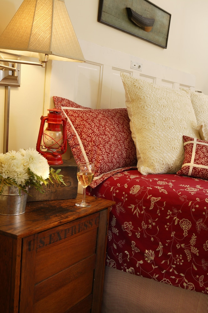 Tom Sawyer Cottage photo 1