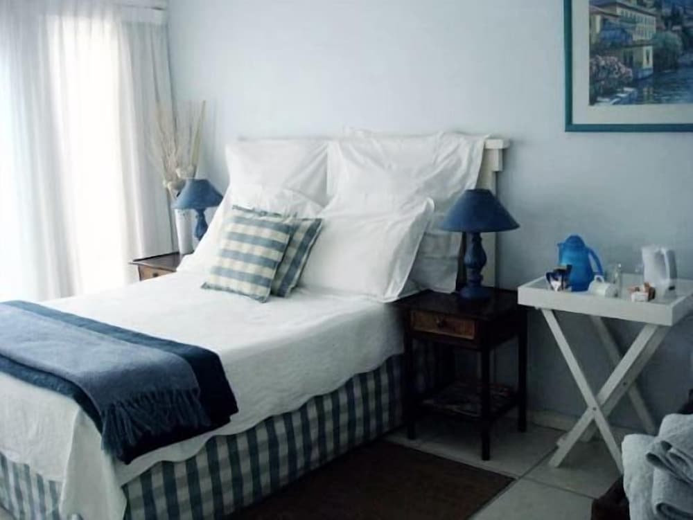 Family Room - Photo 1