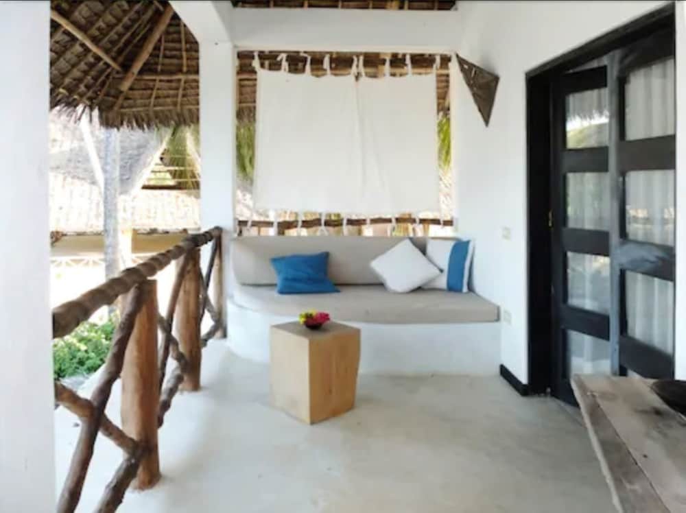 Junior Room, Sea Facing