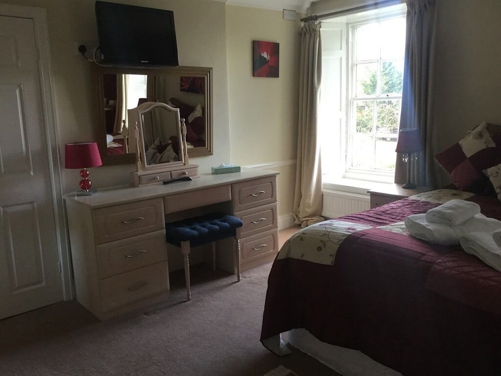 Standard Double Room, Ensuite (Whippletree)