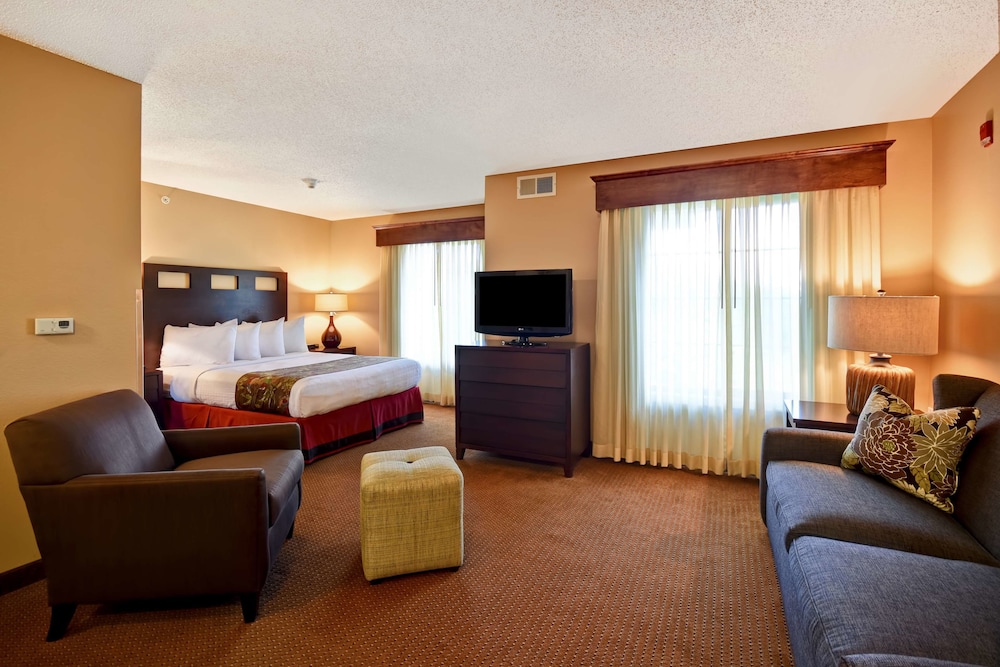 Studio Suite, 1 Queen Bed, Accessible, Non Smoking (ADA) - Photo 1