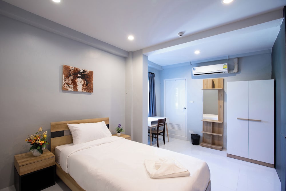 Standard Room photo 1