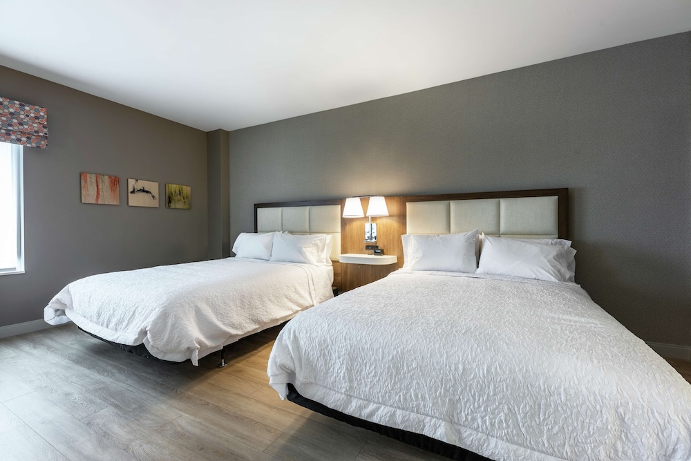 Studio Suite, 2 Queen Beds, Accessible photo 2