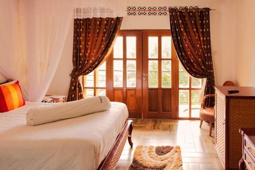 Executive Double Room, 1 Bedroom, Refrigerator photo 2