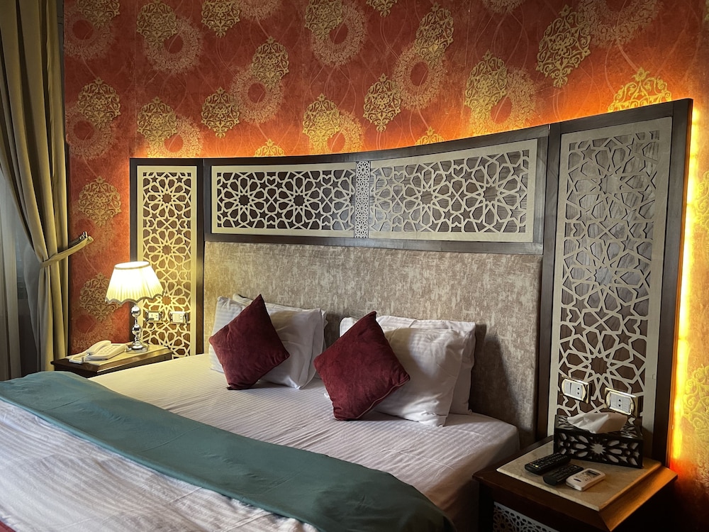 Royal Room