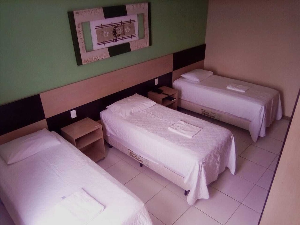 Triple Room, 3 Twin Beds photo 2