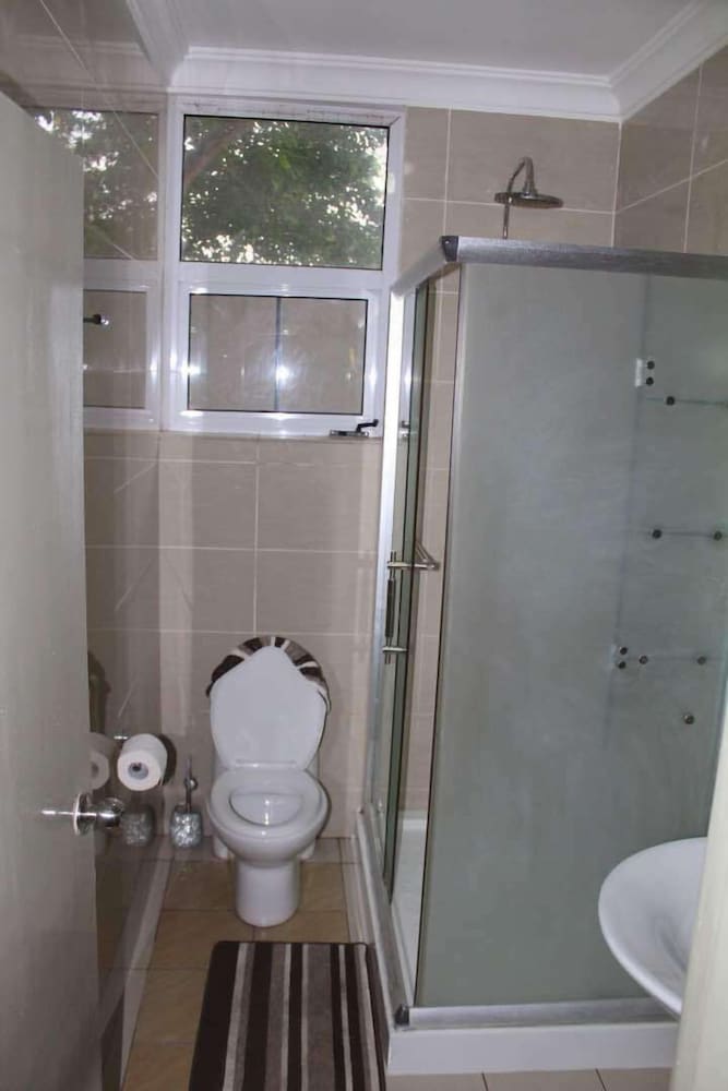 Standard Quadruple Room photo 3