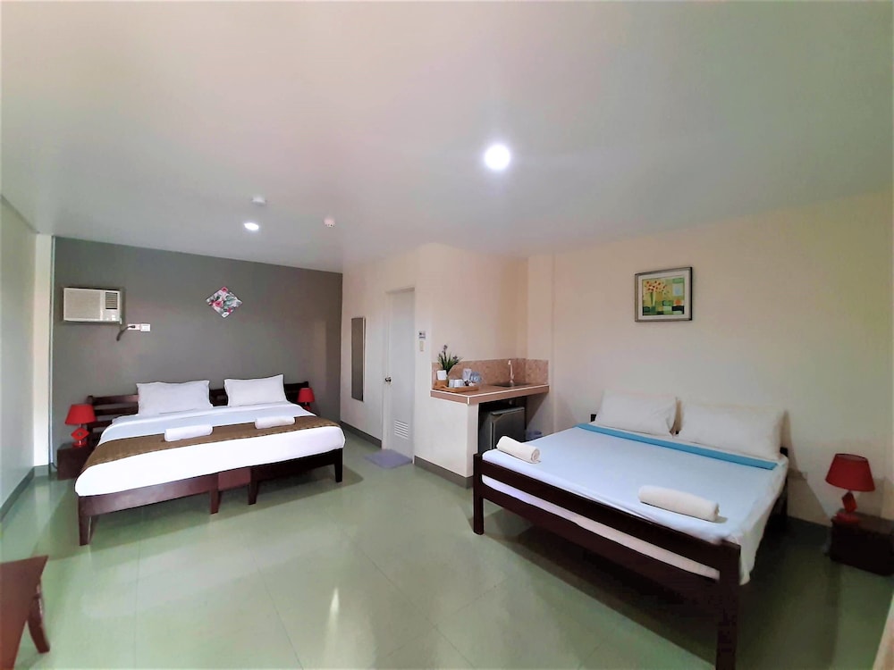 Family Group Room photo 2
