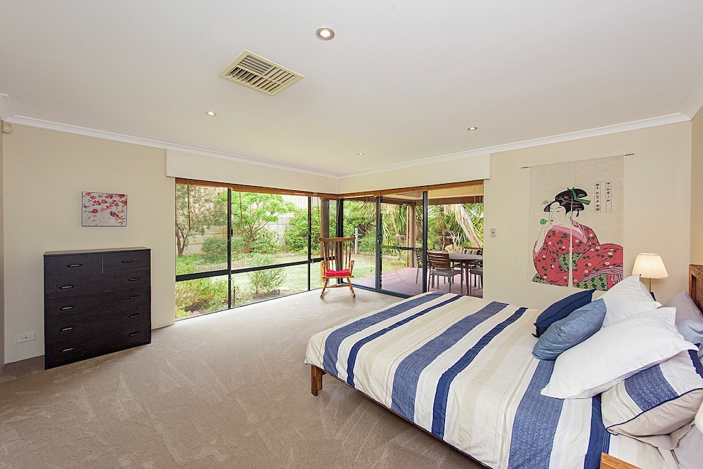 Comfort House, 3 Bedrooms, Non Smoking, Garden View photo 1
