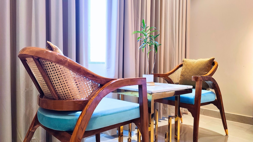 Premium Room - Photo 10