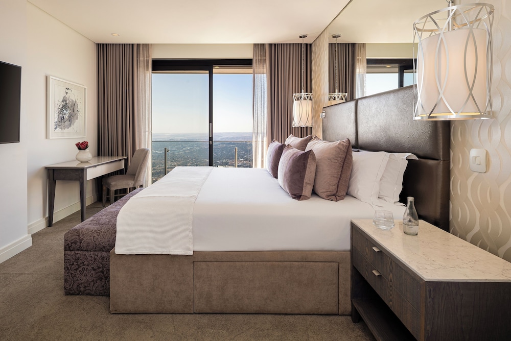 Luxury Apartment, 3 Bedrooms photo 2