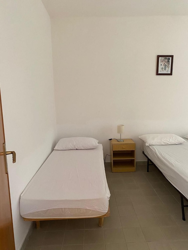 Double or Twin Room photo 3