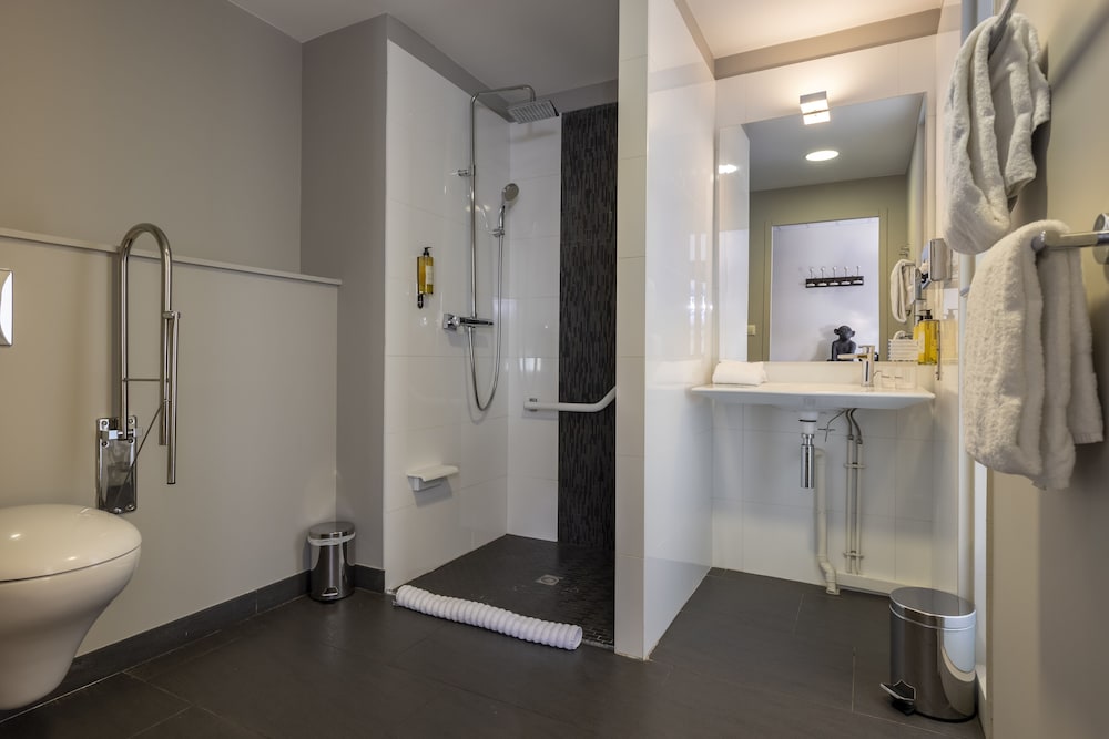 Chambre Double Supérieure, 1 grand lit