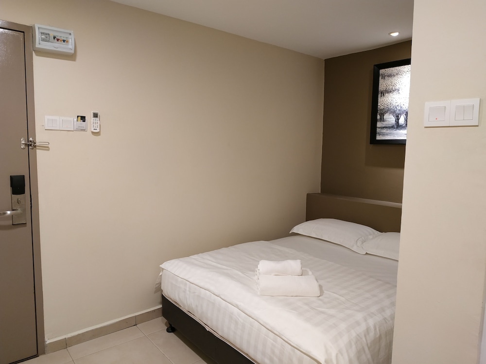 Superior Queen Room - Photo 12
