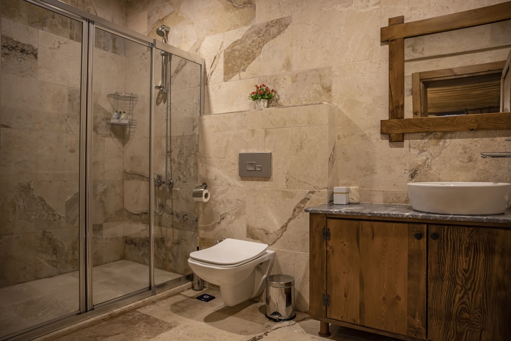 Exclusive Room without Window (Jacuzzi) - Photo 2