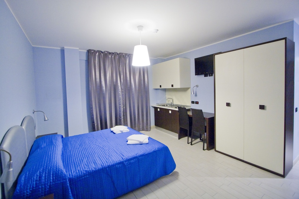 Apartment photo 1