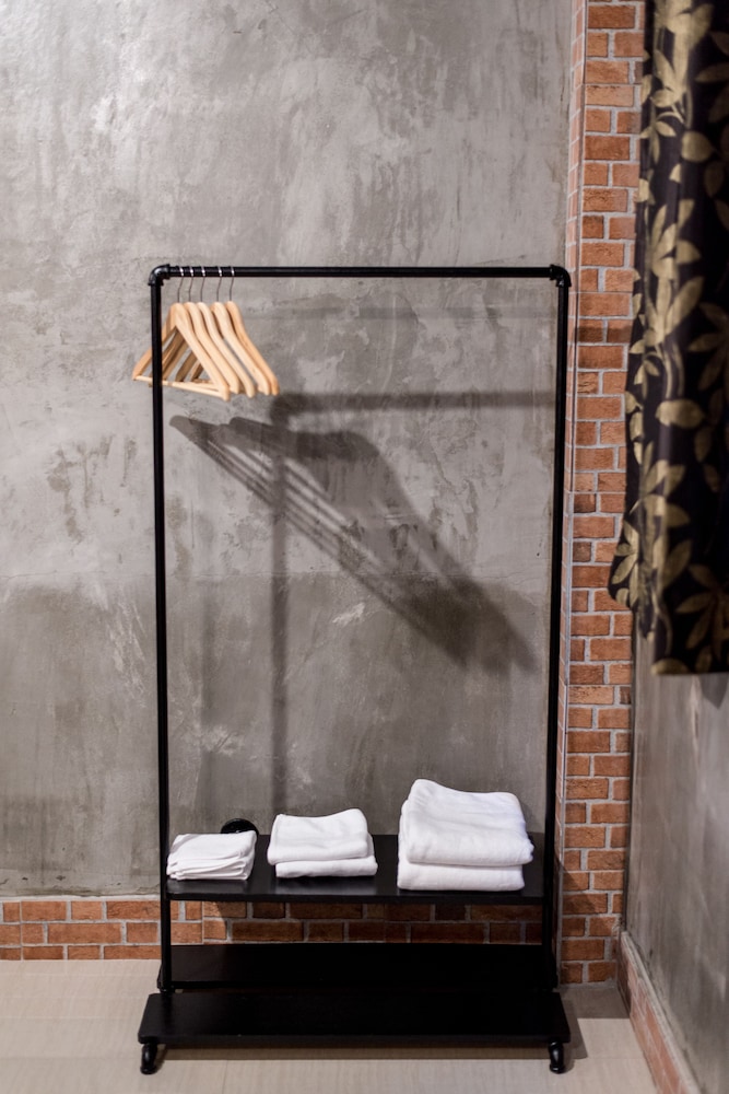 Suite with Air-Conditioner and Private Bathroom (Loft) photo 3