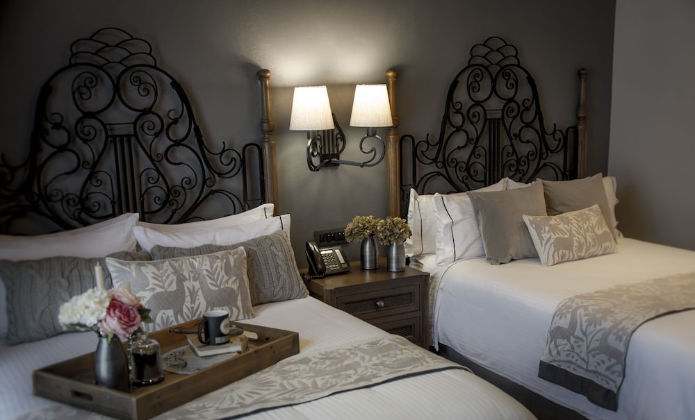 Family Room, 2 Double Beds